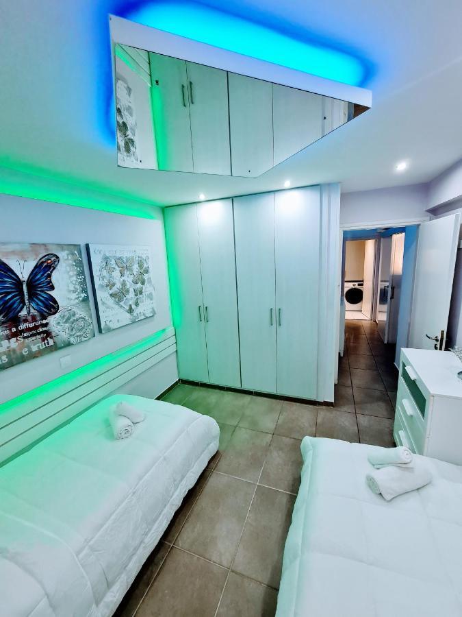 Hidden Lights Deluxe Apartment Ayia Napa Bagian luar foto